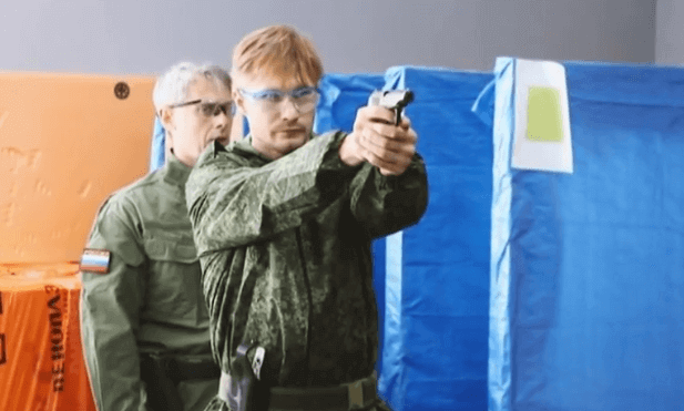 Удостоверение охранника в ЕКб по результатам квалификационного экзамена и определения уровня подготовки.